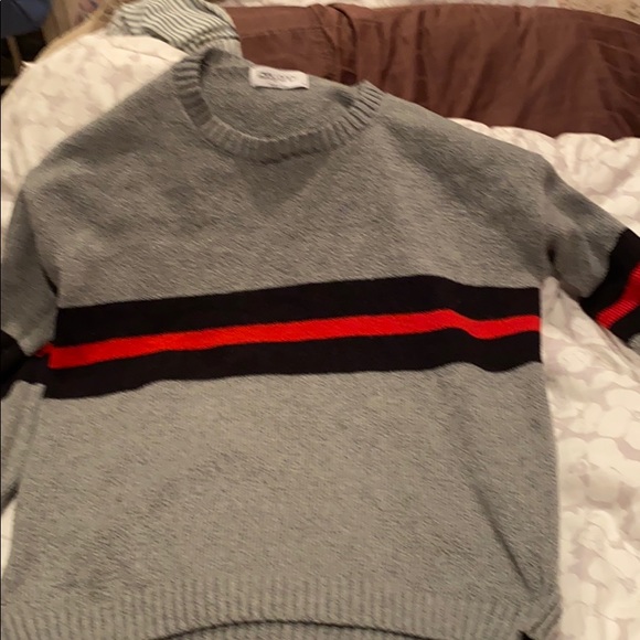 Fun Winter Warm Sweater - Picture 1 of 4